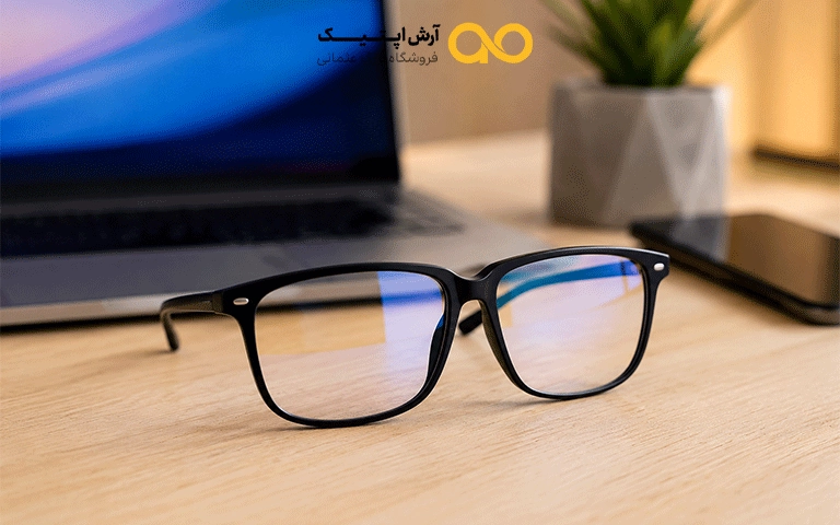 عینک بلوکات چیست و برای چه کسانی مناسب است؟